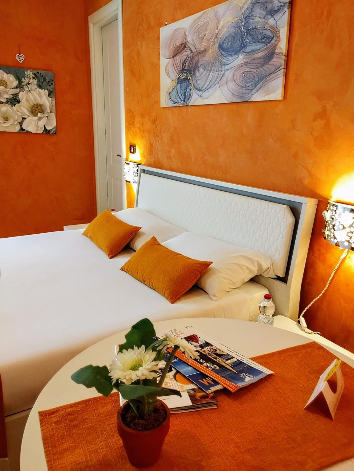 Suleima B&B Messina Centro Bagian luar foto