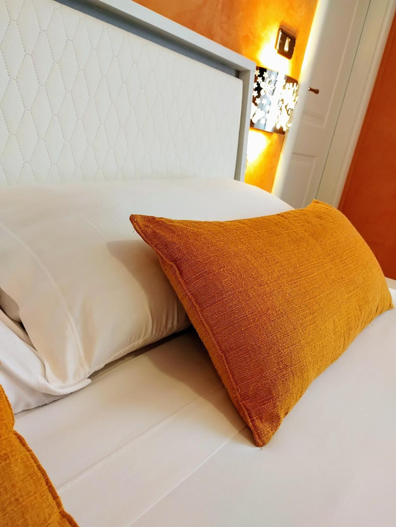 Suleima B&B Messina Centro Bagian luar foto