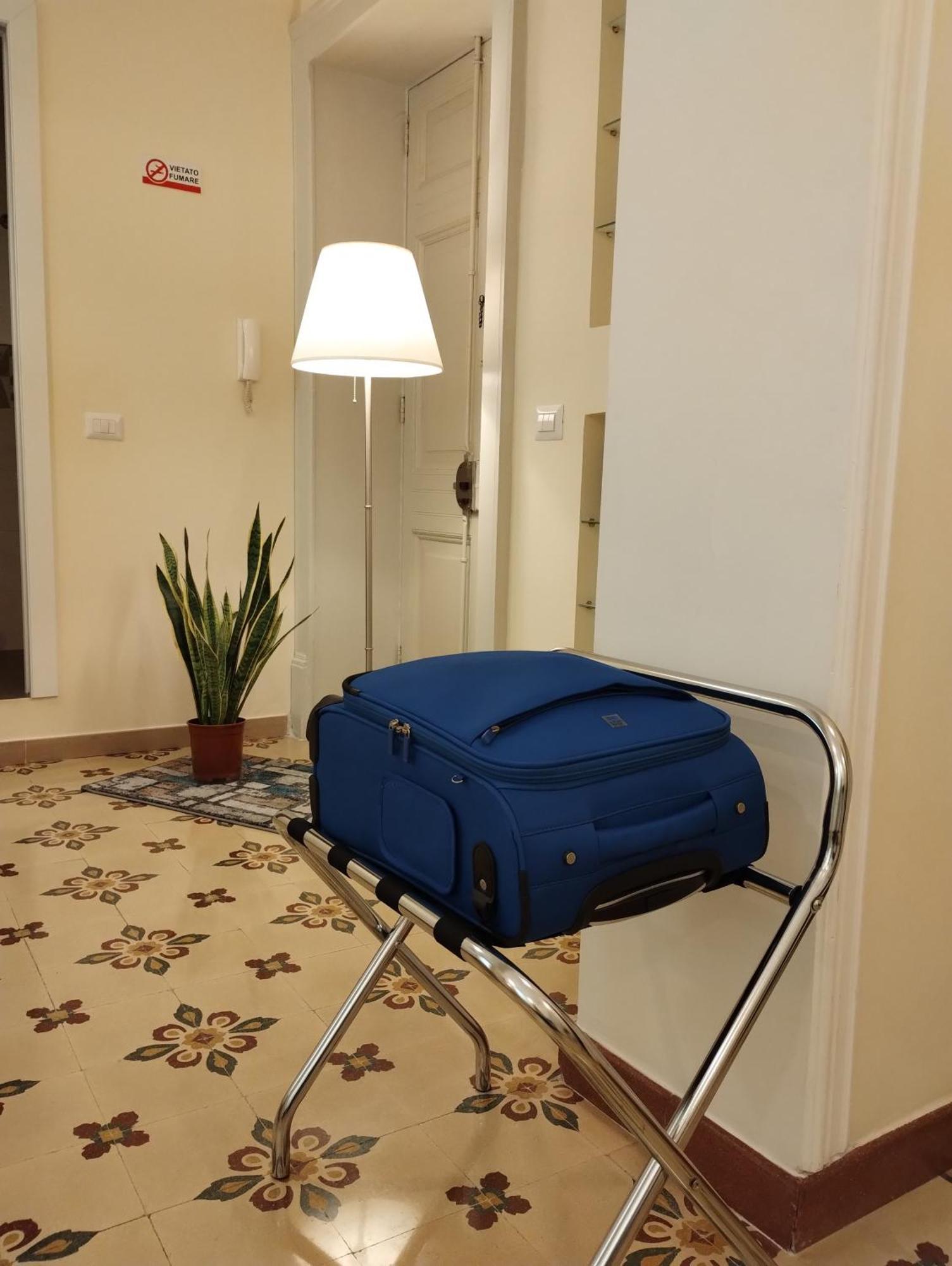 Suleima B&B Messina Centro Bagian luar foto