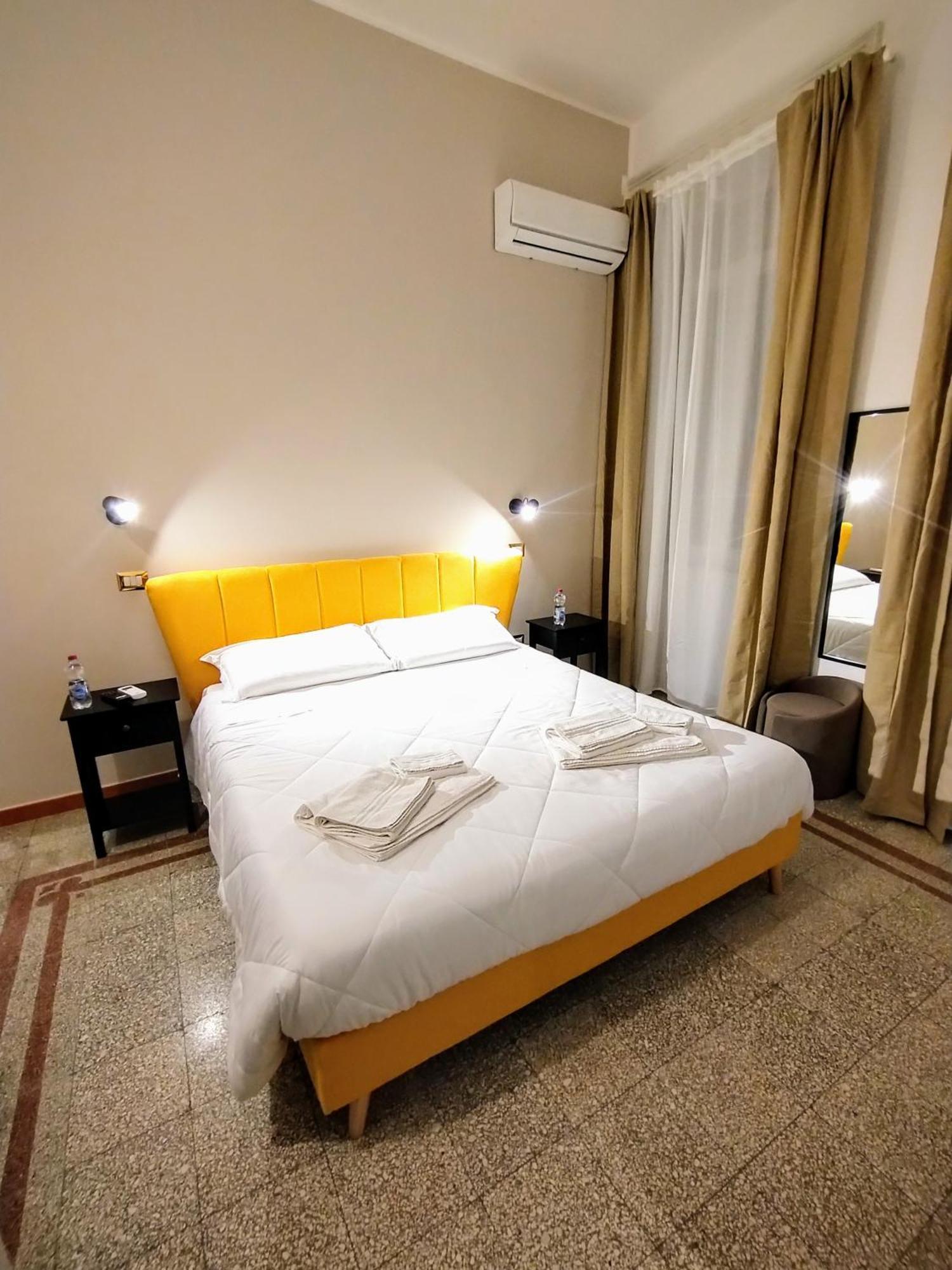 Suleima B&B Messina Centro Bagian luar foto
