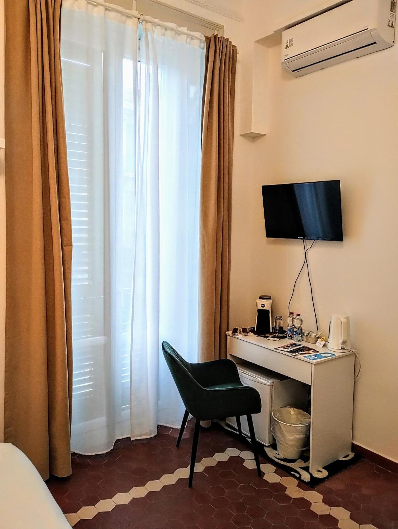 Suleima B&B Messina Centro Bagian luar foto
