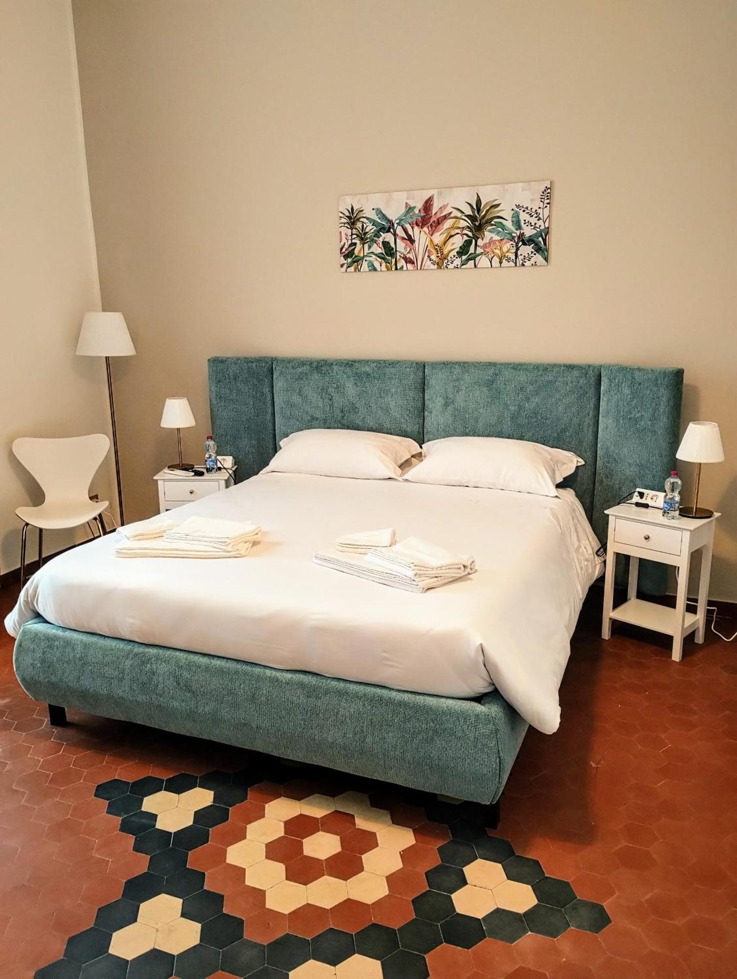 Suleima B&B Messina Centro Bagian luar foto
